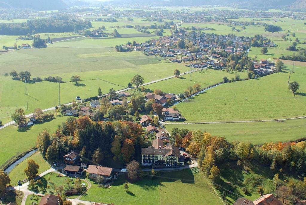 Hotel Zur Schonen Aussicht Ubersee Exterior photo