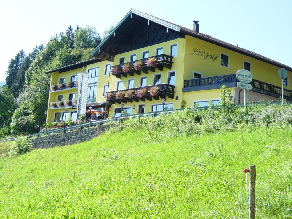 Hotel Zur Schonen Aussicht Ubersee Exterior photo